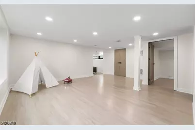 84 Maple St, Millburn, NJ 07041 - Photo 41