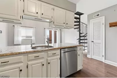 1 Onuma Ct #4, Vernon, NJ 07462 - Photo 3