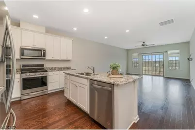 39 Redmon Road, Raritan Township, NJ 08822 - Photo 17