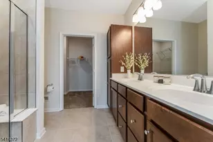 39 Redmon Rd, Raritan Township, NJ 08822 - Photo 7