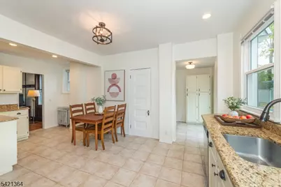 22 Arlington Ave, Caldwell, NJ 07006 - Photo 9