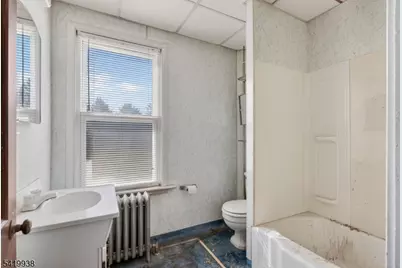 201 3rd Ave, Alpha, NJ 08865 - Photo 27