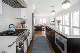 113 Washington St, Morristown, NJ 07960 - Photo 9