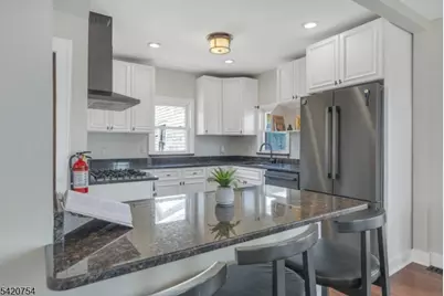 39 Vernon Ter, Bloomfield, NJ 07003 - Photo 13