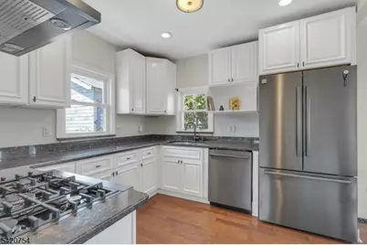 39 Vernon Ter, Bloomfield, NJ 07003 - Photo 15