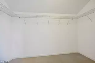 203 Stone Creek Ct, Hanover Township, NJ 07981 - Photo 17