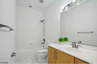 203 Stone Creek Ct, Hanover Township, NJ 07981 - Photo 13