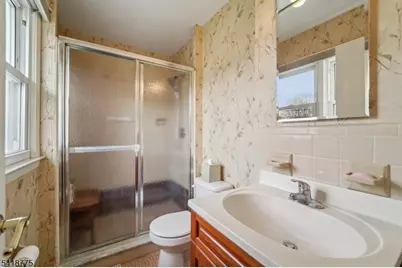 14 Eton Pl, Springfield Twp., NJ 07081 - Photo 17