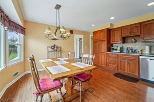 14 Eton Pl, Springfield Twp., NJ 07081 - Photo 9