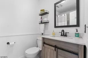 28 Trafalgar Ct, Washington Township, NJ 07840 - Photo 39