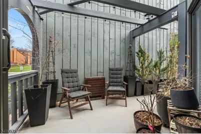 28 Trafalgar Ct, Washington Township, NJ 07840 - Photo 17