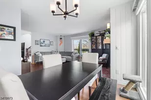 28 Trafalgar Ct, Washington Township, NJ 07840 - Photo 11