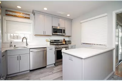 22 Oakland Ave, Rockaway Township, NJ 07866 - Photo 11