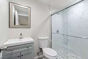 27 Ringwood Ln, West Milford, NJ 07421 - Photo 11