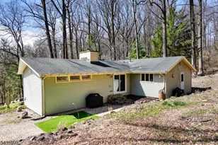 95 A Dreahook Rd, Readington, NJ 08833 - Photo 19