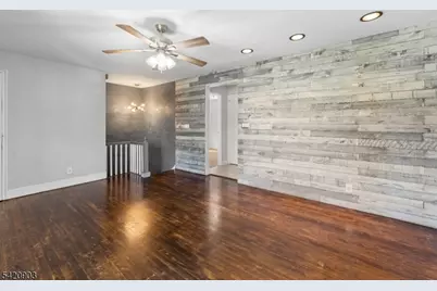 418 Esplanade #6, Hackensack, NJ 07601 - Photo 3