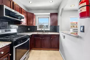 418 Esplanade, Hackensack, NJ 07601 - Photo 7