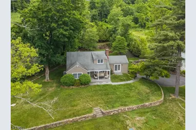 622 River Rd, Chatham Township, NJ 07928 - Photo 1