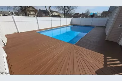 206 E Clay Ave, Roselle Park, NJ 07204 - Photo 23