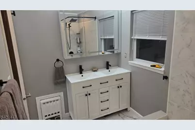 206 E Clay Ave, Roselle Park, NJ 07204 - Photo 11