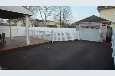 206 E Clay Ave, Roselle Park, NJ 07204 - Photo 25