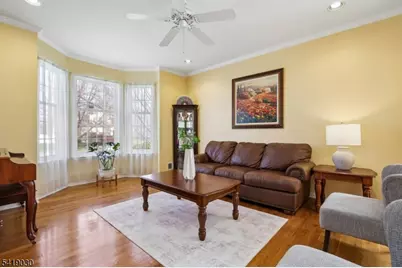 11 Windemere Ct, Hanover Township, NJ 07981 - Photo 5