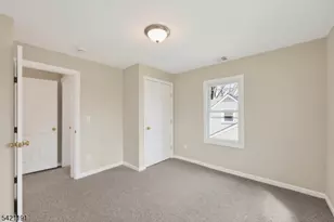 119 Vogel Pl, Middlesex, NJ 08846 - Photo 15