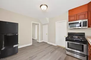 119 Vogel Pl, Middlesex, NJ 08846 - Photo 17