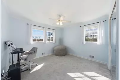 28 Lord Stirling Drive, Parsippany, NJ 07054 - Photo 21