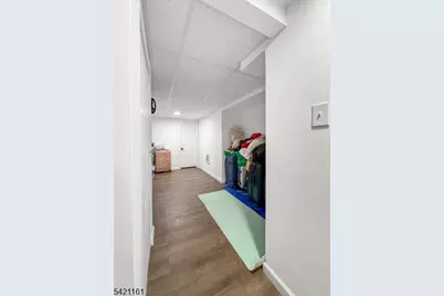66 Washington Pl, East Rutherford, NJ 07073 - Photo 9