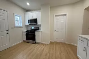 356 Carnegie Pl, Union Township, NJ 07088 - Photo 5