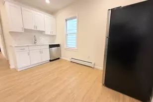 356 Carnegie Pl, Union Township, NJ 07088 - Photo 3