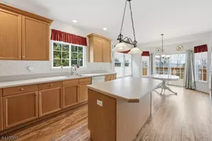 61 Canada Goose Dr, Allamuchy Township, NJ 07840 - Photo 9