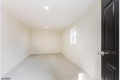 43 Pleasant Way #2, Montclair, NJ 07042 - Photo 25