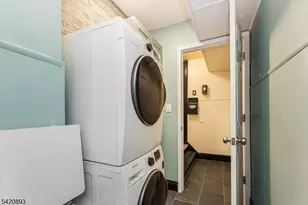 43 Pleasant Way, Montclair, NJ 07042 - Photo 23