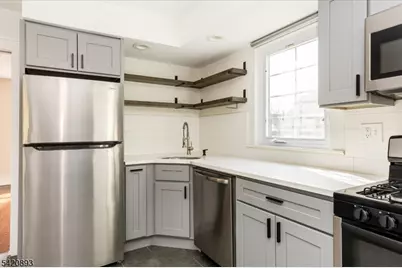 43 Pleasant Way #2, Montclair, NJ 07042 - Photo 7