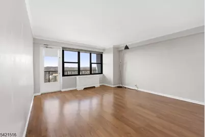 285 Aycrigg Ave #11G, Passaic, NJ 07055 - Photo 3