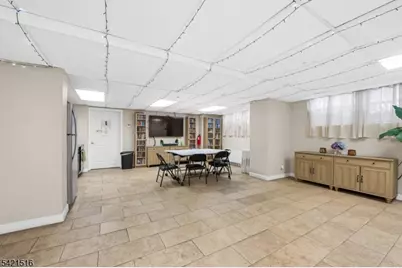 285 Aycrigg Ave #11G, Passaic, NJ 07055 - Photo 17