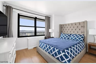 285 Aycrigg Ave #11G, Passaic, NJ 07055 - Photo 11
