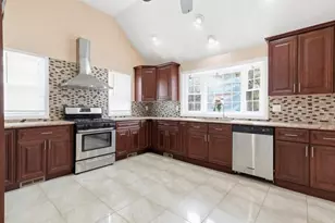 95 Sycamore Ave, Livingston, NJ 07039 - Photo 3