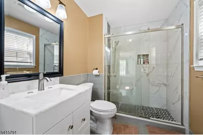 203 Rhoads Dr, Montgomery Township, NJ 08502 - Photo 11