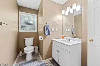 203 Rhoads Dr, Montgomery Township, NJ 08502 - Photo 21