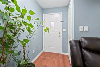 203 Rhoads Dr, Montgomery Township, NJ 08502 - Photo 7