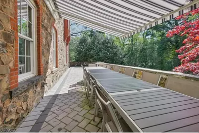 18 Chestnut Pl, Millburn, NJ 07078 - Photo 15