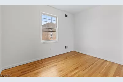 401 Bergenline Ave, Union City, NJ 07087 - Photo 17