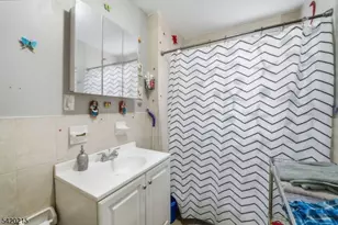 550 Norwood St, East Orange, NJ 07018 - Photo 23