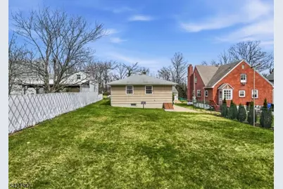 47 S Walnut Ave, Woodbridge Township, NJ 08830 - Photo 3