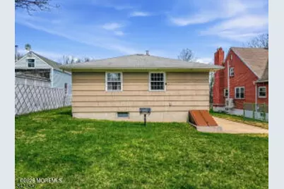 47 S Walnut Ave, Woodbridge Township, NJ 08830 - Photo 3