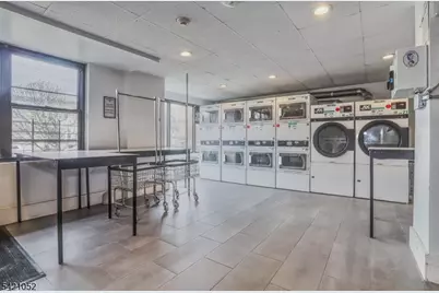 500 Central Ave #1014, Union City, NJ 07087 - Photo 23