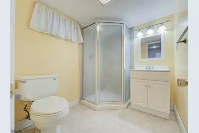 50 Auburn Rd, Parsippany, NJ 07054 - Photo 27
